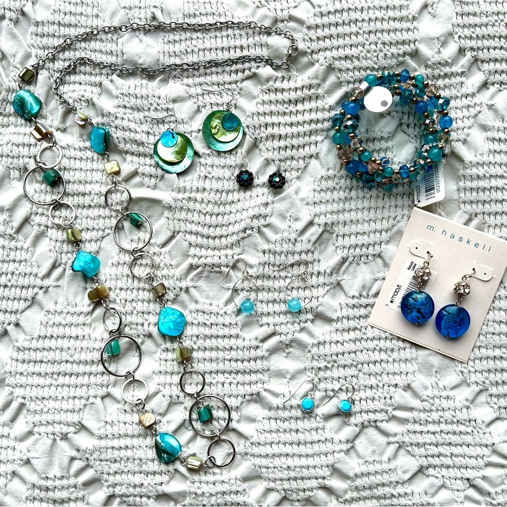 Blue and Silver Jewelry Set